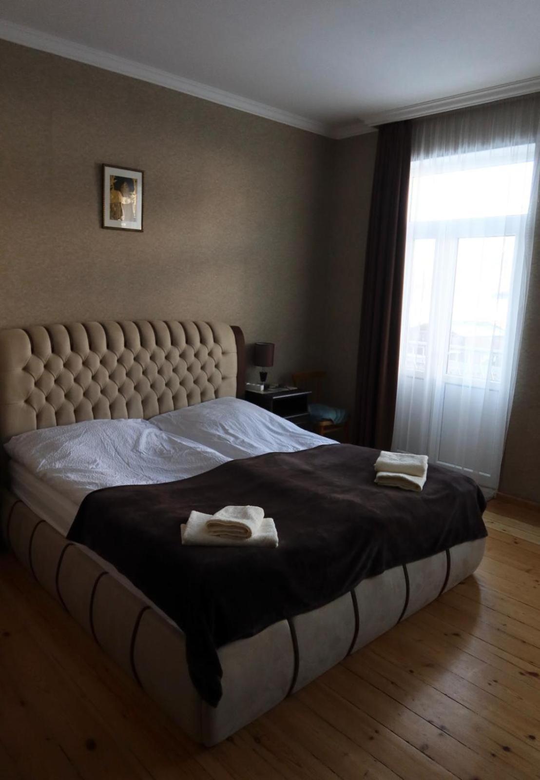 Family Hotel 7 Sisters คัซเบกี ภายนอก รูปภาพ